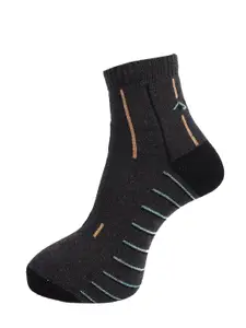 Dollar Socks Men Pack of 3 Assorted Ankle Length Socks