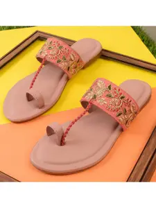 XE Looks Women Peach-Coloured Flats