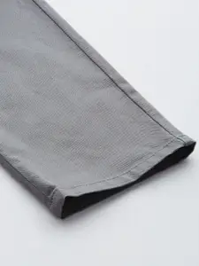 Levis Men 511 Light Green Slim Fit Mid-Rise Chinos Trousers