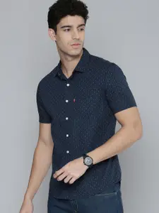 Levis Men Navy Blue Slim Fit Geometric Printed Pure Cotton Casual Shirt