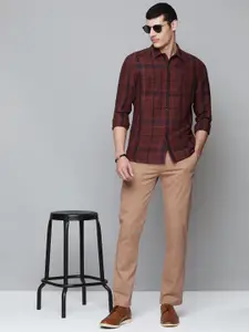 Levis Men Red And Blue Slim Fit Checked Cotton Linen Casual Shirt
