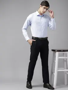 Blackberrys Men Blue & White Pure Cotton Slim Fit Checked Formal Shirt