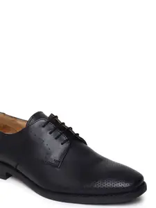 Teakwood Leathers Men Black Textured Leather Formal Shoes