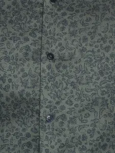 Turtle Men Olive Green Slim Fit Printed Semiformal Shirt