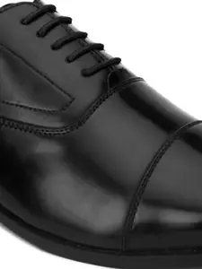 San Frissco Men Black Solid Formal Leather Oxfords