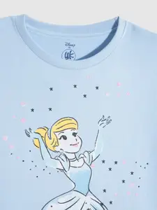 YK Girls Blue & White Cinderella Printed Sweatshirt