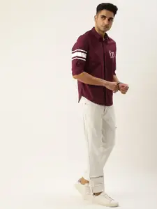 FOREVER 21 Men Maroon Typography Printed Regular Fit Casual Shirt