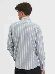 SELECTED Men Green Striped Casual Shirt