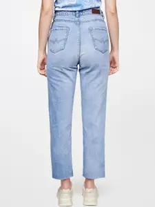 AND Women Blue Light Fade Mon Fit Jeans