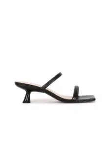 Bata Women Black Textured Kitten Heels