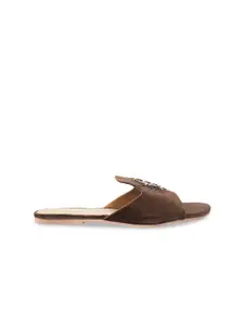 Mochi Women Brown Open Toe Flats
