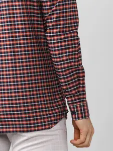 Van Heusen Sport Men Red Slim Fit Checked Casual Shirt