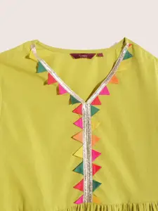 Sangria Girls Green Solid Pure Cotton Empire Tops