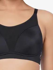 Wacoal Women Asean Sports Padded Non-Wired Full Coverage Sports Bra