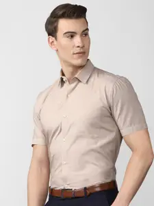 Peter England Men Beige Short Sleeves Slim Fit Formal Shirt