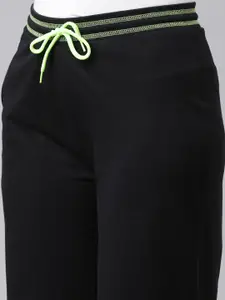 Kryptic Women Black Solid Cotton Relaxed Fit Lounge Pants