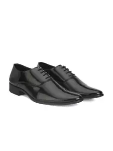 ALBERTO MORENO Men Black Solid Pointed Toe Formal Oxfords