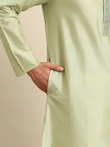 KISAH Men Sea Green Kurta with Churidar