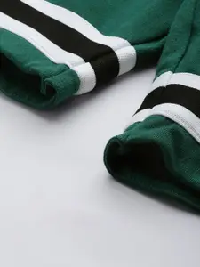 The Indian Garage Co Men Green Solid Outdoor Shorts
