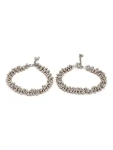 KARATCART KARATCAR Set Of 2 Silver-Plated Silver Toned  Beaded Anklets