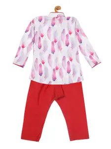 VASTRAMAY Boys Infant White Printed Kurta with Pyjama set