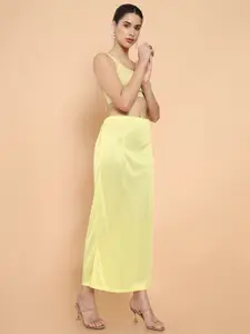 Soch Women Green Solid Saree Shape-wear