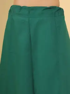 Soch Women Green Solid Saree Shape-wear