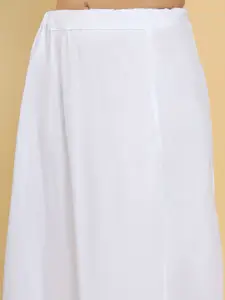 Soch Women White Solid Cotton Saree Shapewear