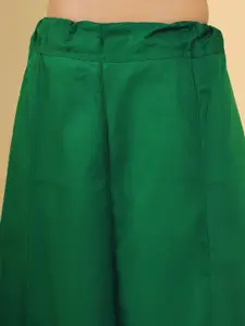Soch Women Green Solid Saree Shape-Wear