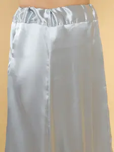Soch Women Grey Solid Satin Saree Shapewear