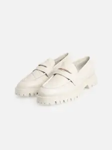 ALDO Women White Textured Leather Loafers