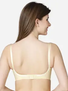 VStar Nude-Coloured Non Padded & Non Wired Solid Bra