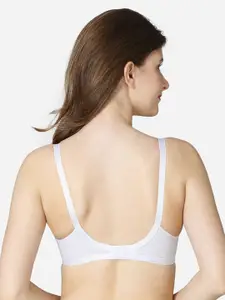 VStar White Non Padded & Non Wired Solid Bra