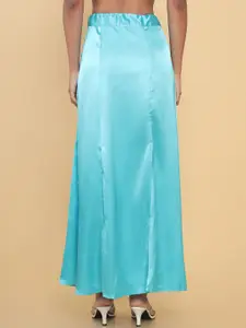 Soch Women Blue Solid Cotton Saree Shapewear