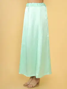 Soch Women Green Solid Shapewear