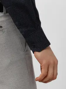 Van Heusen Men Navy Blue Self Design Regular Fit Cotton Formal Shirt