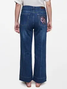 AND Women Blue Clean Look Bootcut High-Rise Jeans