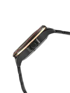 Titan Grandmaster Men Grey Analogue watch NL1793KM02