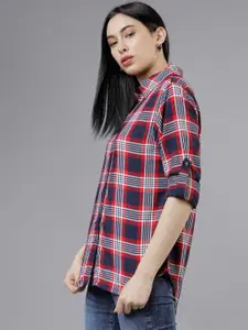 Tokyo Talkies Women Navy Blue Regular Fit Checked Casual Shirt