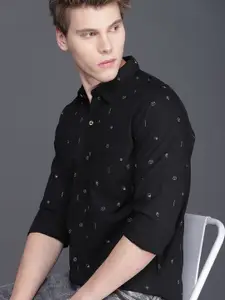 WROGN Men Black & White Slim Fit Printed Casual Shirt