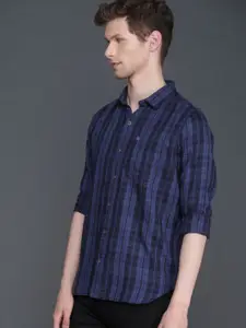 WROGN Men Blue & Black Slim Fit Checked Casual Shirt
