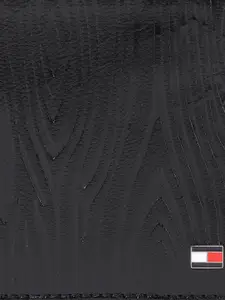 Tommy Hilfiger Men Black Textured Genuine Leather Two Fold Wallet
