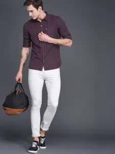 WROGN Men Maroon & Navy Blue Slim Fit Checked Casual Shirt