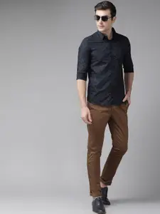 SPYKAR Men Black & Blue Slim Fit Printed Casual Shirt