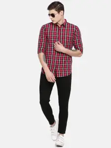 SPYKAR Men Red & Black Slim Fit Checked Casual Shirt