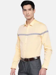 Turtle Men Yellow Relaxed Slim Fit Solid Formal Shirt