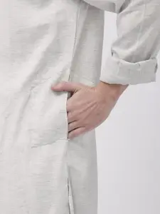 The Indian Garage Co Men Grey & White Solid Asymmetric Straight Kurta