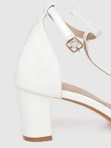 Mast & Harbour Women White Solid Heels