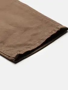 Roadster Men Brown Slim Fit Solid Chinos