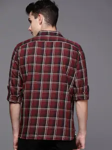 WROGN Men Maroon & Off-White Slim Fit Checked Casual Shirt
